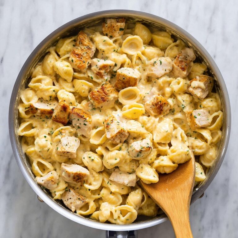 Creamy Chicken Mac and Cheese with White Wine and Cheddar Recipe
